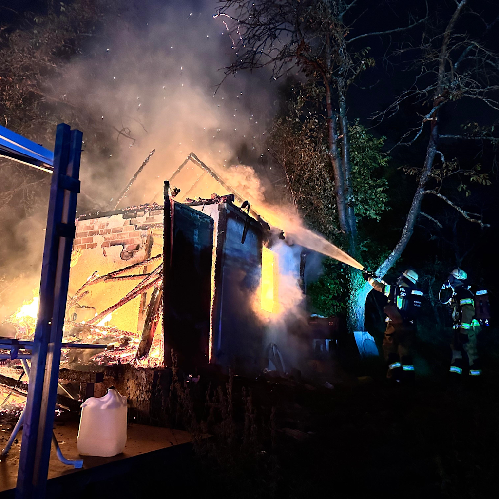 Einsatzfoto Mehrere Anrufer meldeten gegen 6:30 Uhr eine Rauchentwicklung im Bereich des Fasanenwalds ...